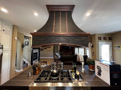 Curved with Strapping Black Wood Range Hood